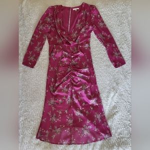 WAYF Women's Ronnie Ruched Midi Dress Magenta Bouquet, Size L